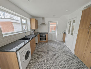 Photo 16- click for photo gallery